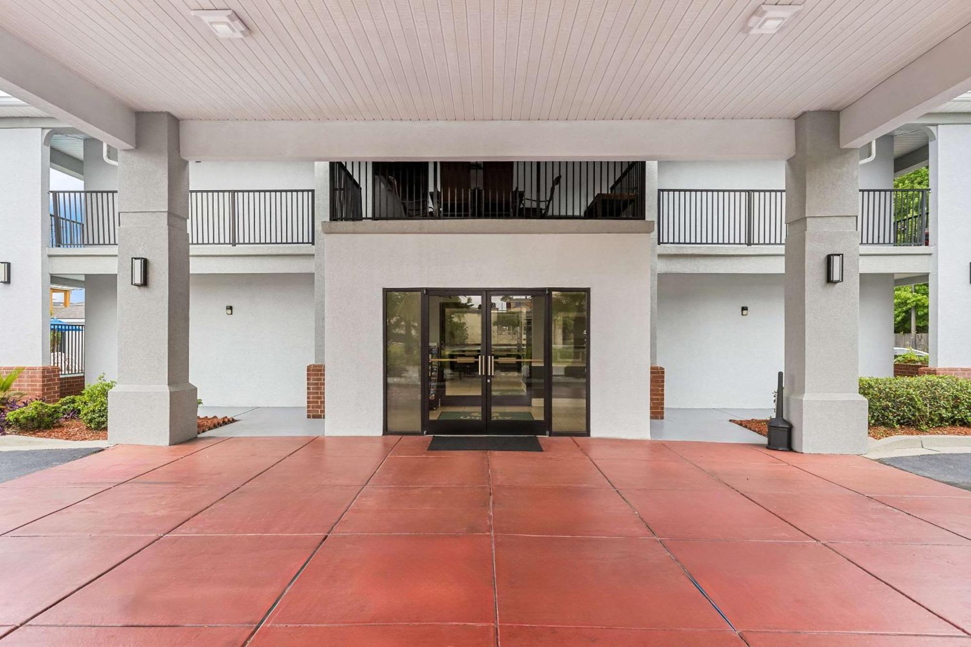 Quality Inn Port Wentworth Savannah North Bagian luar foto